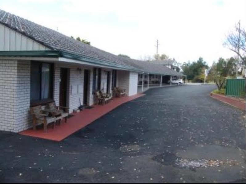 Acacia Motor Inn Armidale Exterior photo